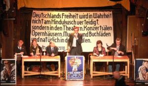 Mehr über den Artikel erfahren Alles wird besser – Der wahre Kulturgipfel vor der Hamburg Wahl 2011