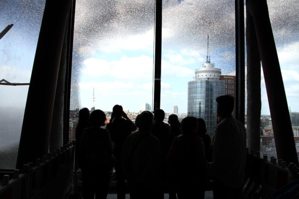 Fenster der Elbphilharmonie