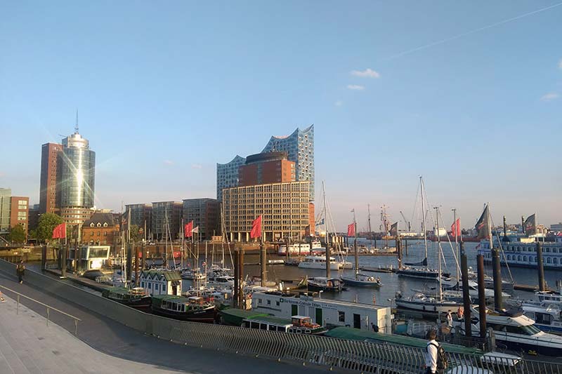 Hamburger Hafen mit Elbphilharmonie: Die Immobilienpreise steigen