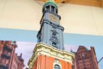Der Hamburger Michel aus LEGO im Auswandermuseum BallintStadt Hamburg