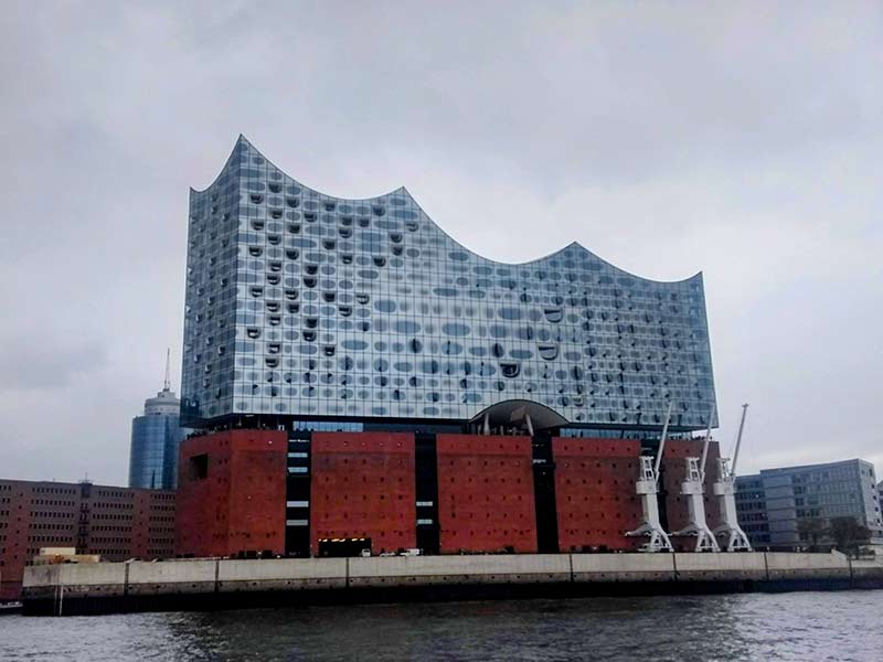 Elbphilharmonie Hamburg als ein Foto-Spot in Hamburg