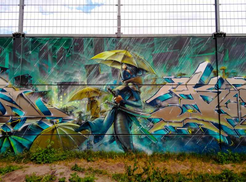 Schlechtes Wetter als Graffiti in Hamburg-Bahrenfeld