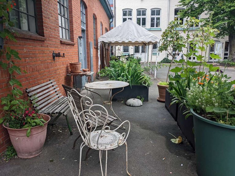 Hof Flohmarkt Goldbekhaus