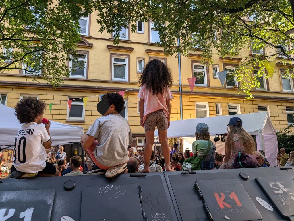 Straßenfest zum Weltflüchtlingstag in der Heinrich-Barth-Straße