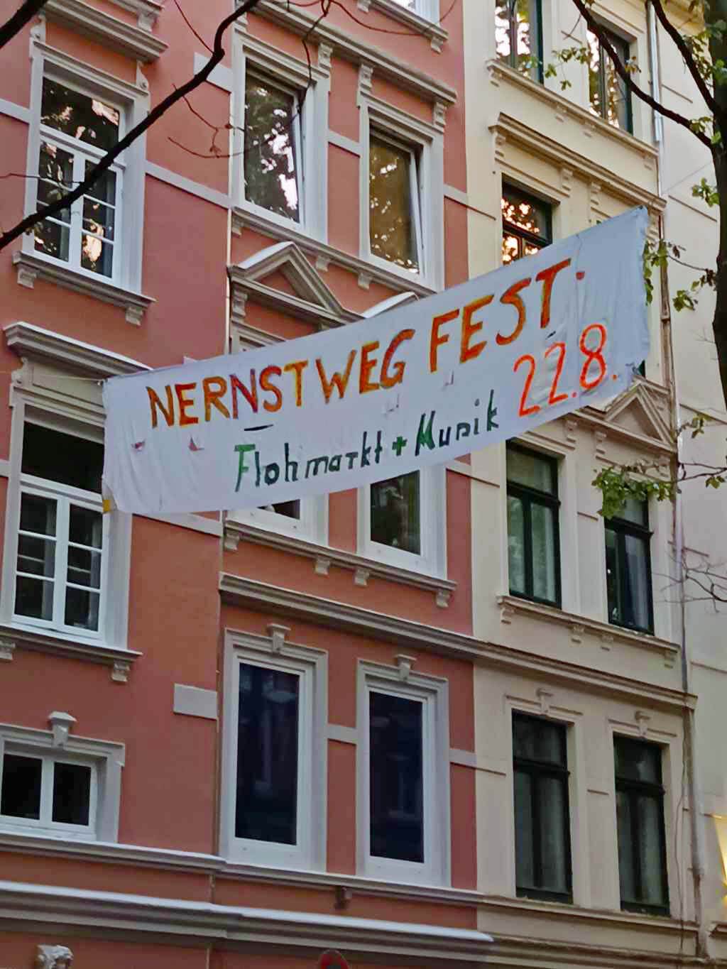 Nernstweg Straßenfest 2026 am 22. August - den 1. Samstag nach den Ferien 1 Nernstwegfest 2026 in Hamburg